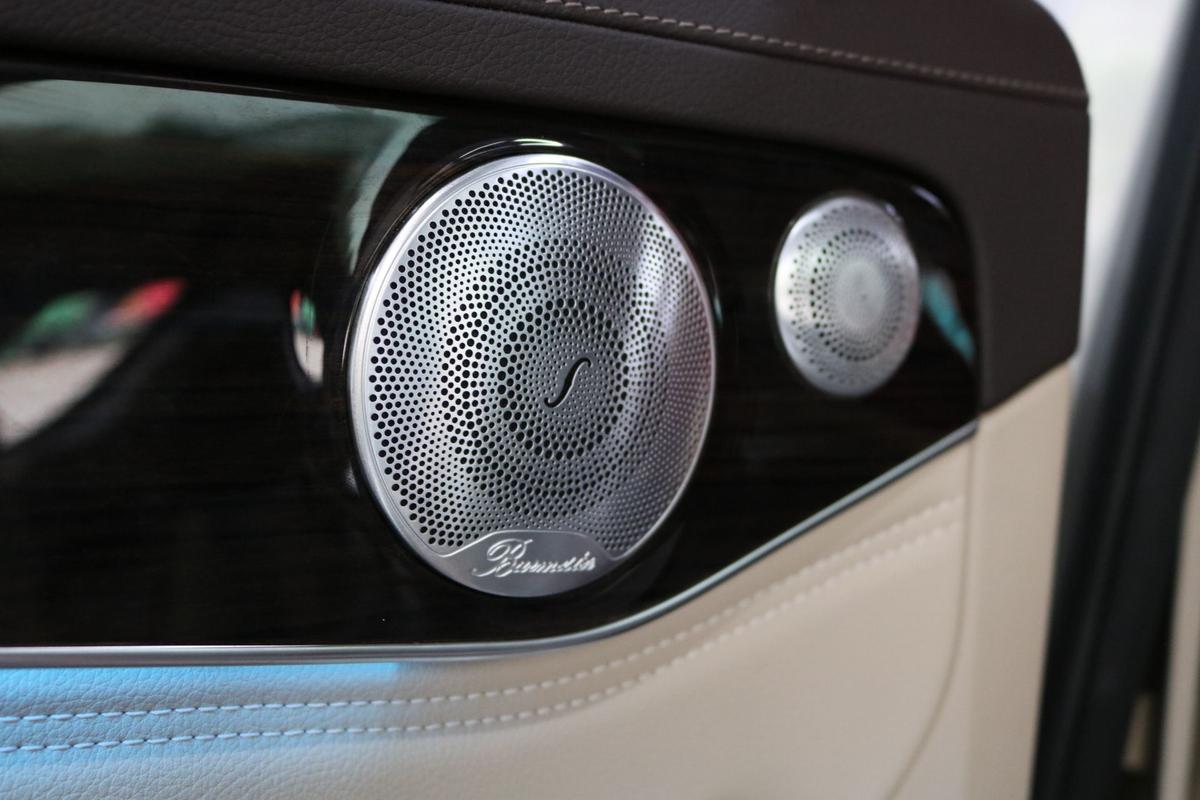 汽车音响一侧突然有杂音,车载音响有杂音滋滋滋能修吗