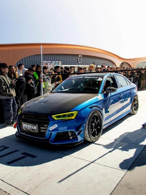 汽车改车标交警怎么处罚