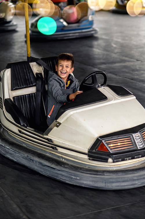 旺达玩转华尔街的演员